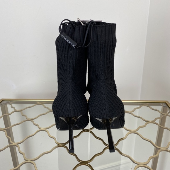 Zara Black Ribbed Sock Boots Booties NWT Pointed Toe High Heel Ankle Boots - Picture 4 of 10